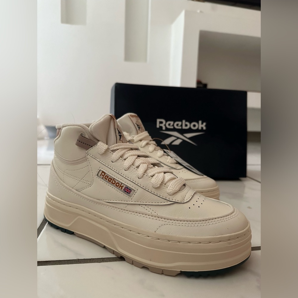 Reebok Club C Geo Mid Women’s Shoes